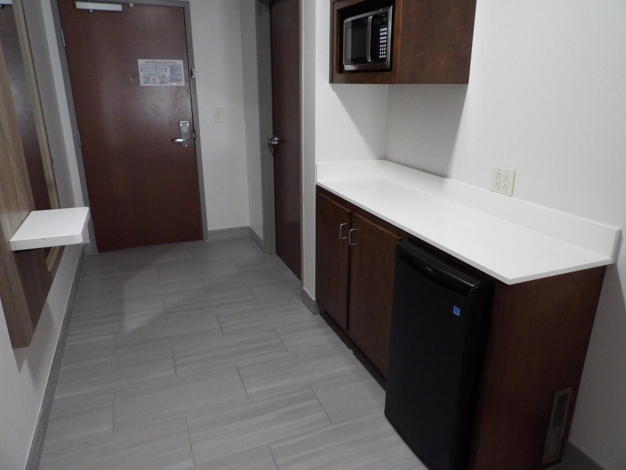 Holiday Inn Express & Suites - Huntsville Airport By Ihg Медісон Екстер'єр фото